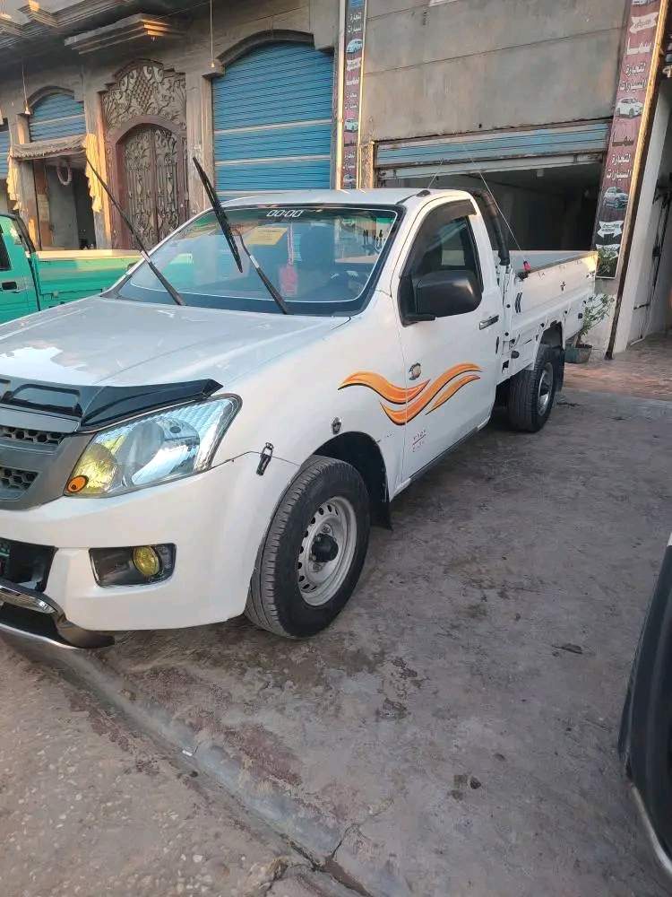 الدبابة