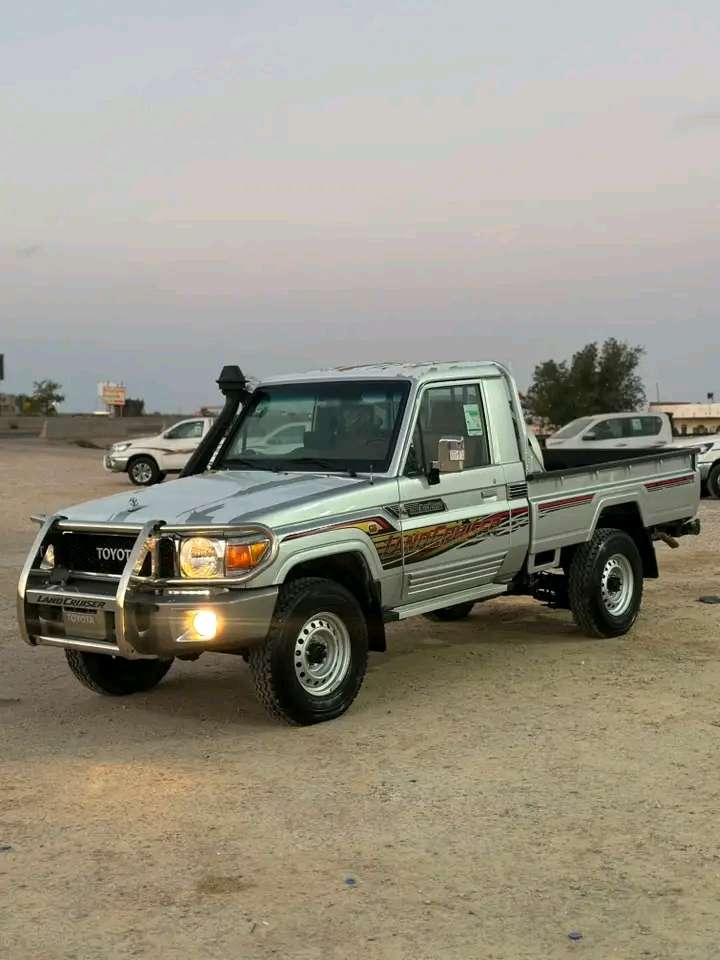هايلكس