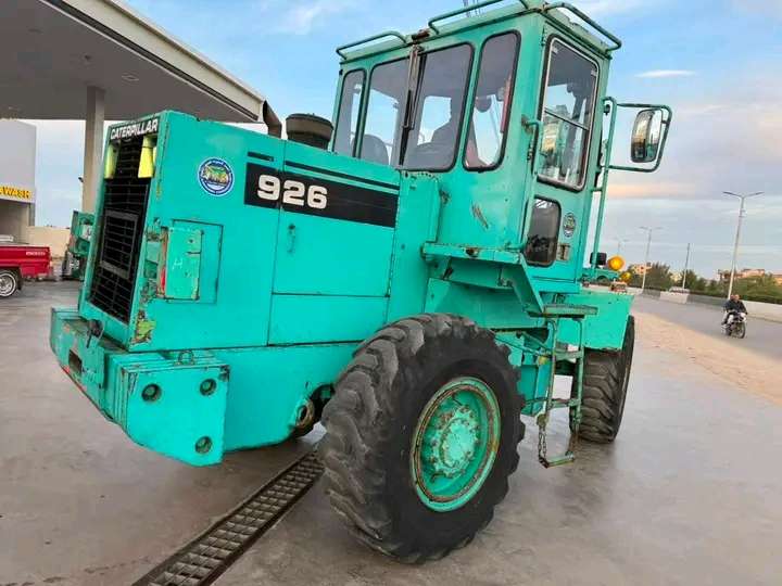 926